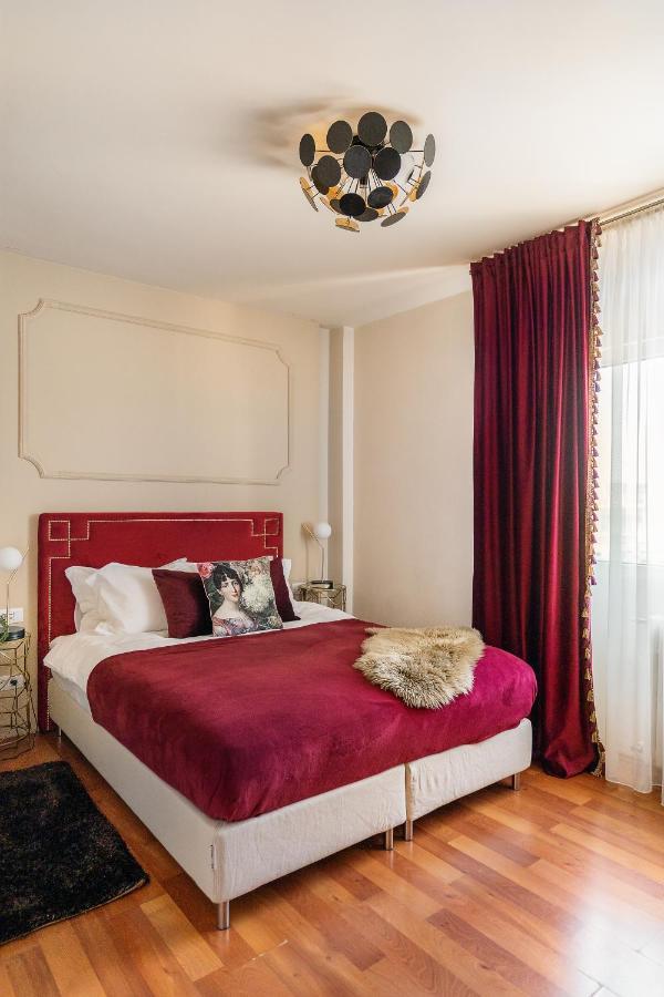 Holt - Gryffindor Tower Villa Bucharest Luaran gambar