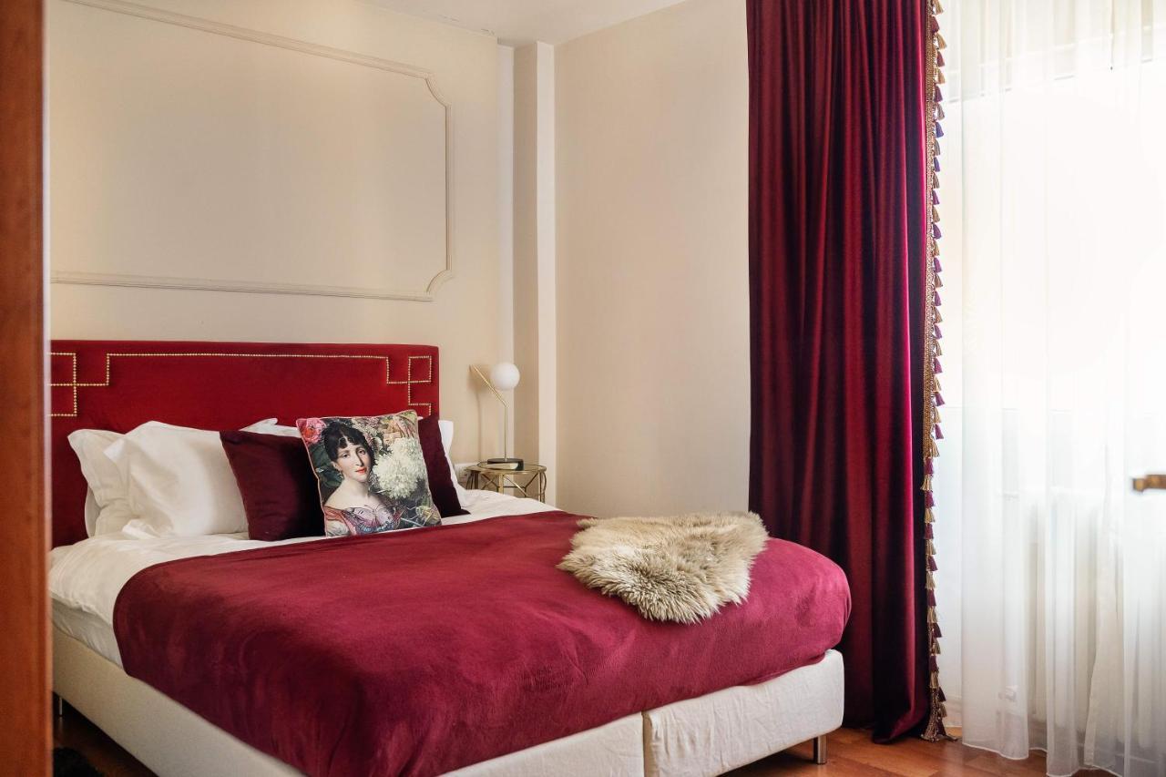 Holt - Gryffindor Tower Villa Bucharest Luaran gambar